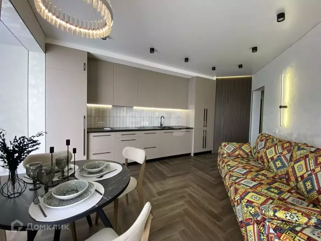 Продаётся 1-к квартира, 63 м - Фото 1