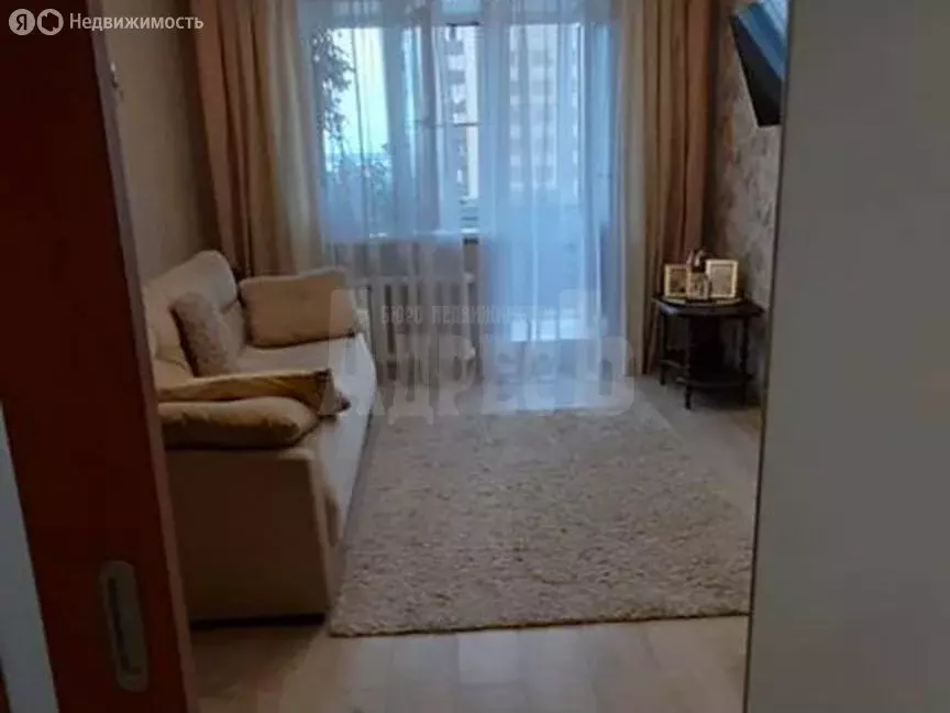 3-комнатная квартира: Балабаново, улица 1 Мая, 9 (62 м) - Фото 1