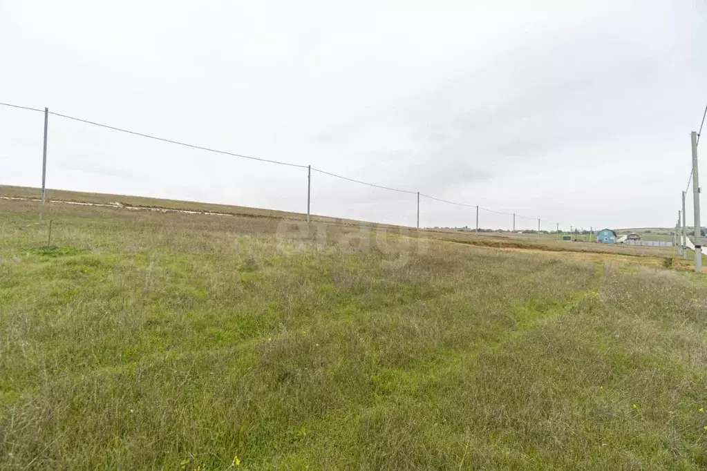 Участок в Севастополь с. Полюшко, ул. Алексея Куликова (4.0 сот.) - Фото 0