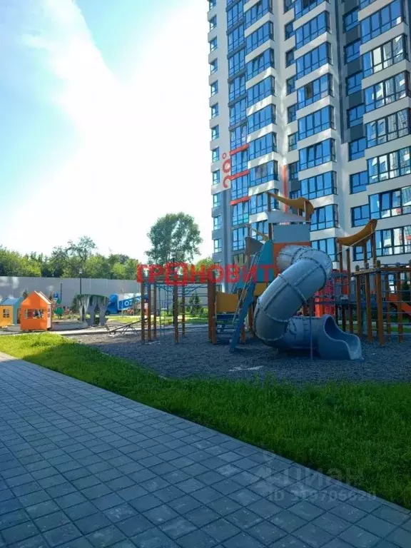 1-к кв. Новосибирская область, Новосибирск ул. Связистов, 162/1 (32.0 ... - Фото 0