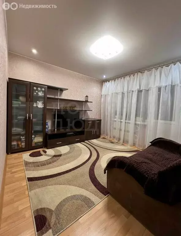 2-комнатная квартира: Великий Новгород, проспект Александра Корсунова, ... - Фото 0