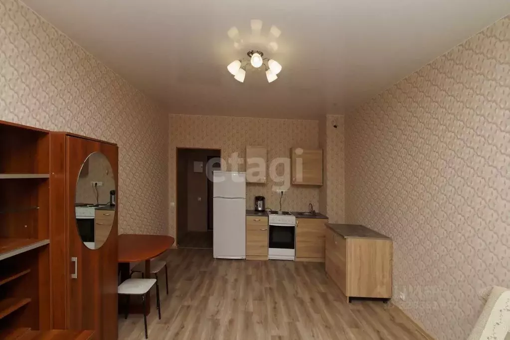 Студия Ханты-Мансийский АО, Сургут ул. Есенина, 4 (24.0 м) - Фото 1