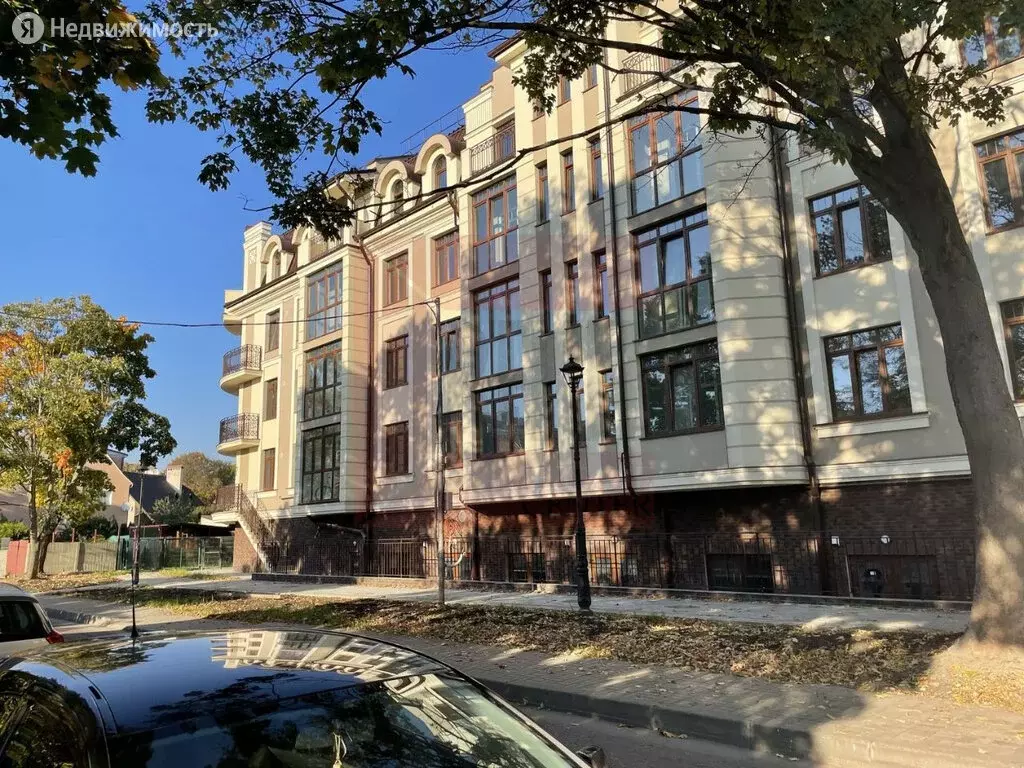 2-комнатная квартира: Калининград, улица Потёмкина, 1 (73.2 м) - Фото 1