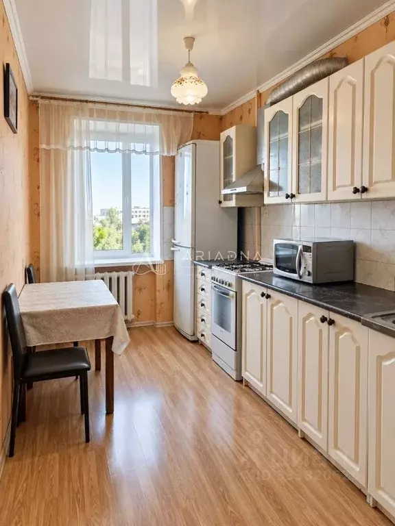 3-к кв. Башкортостан, Уфа ул. Левитана, 20 (58.9 м) - Фото 1