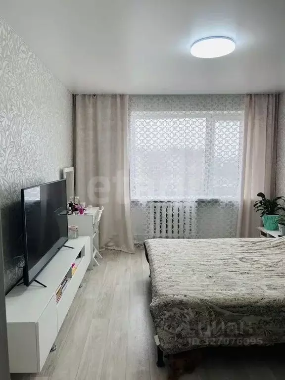 3-к кв. Крым, Евпатория городской округ, Мирный пгт ул. Сырникова, 8 ... - Фото 1