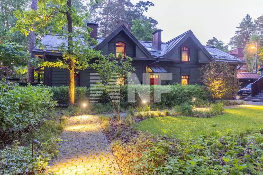 Дом в Московская область, Одинцовский городской округ, пос. Николина ... - Фото 1