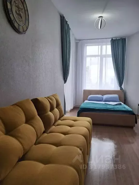 Студия Свердловская область, Екатеринбург ул. Павлодарская, 5 (24.0 м) - Фото 1