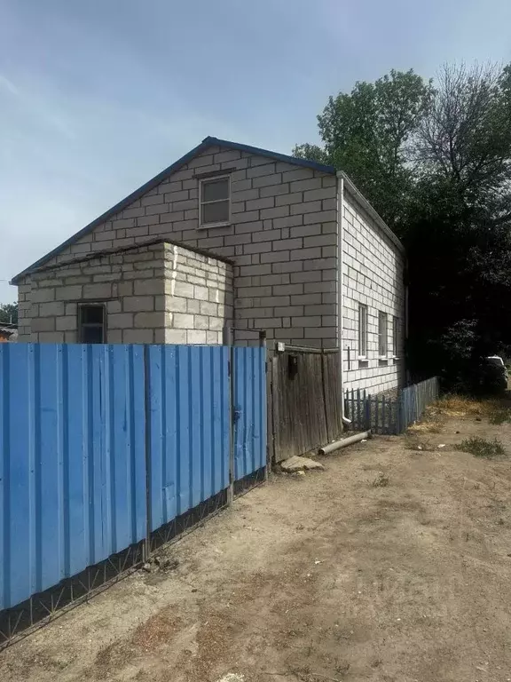 Дом в Астраханская область, Астрахань пер. 2-й Лемисова, 3 (92 м) - Фото 0