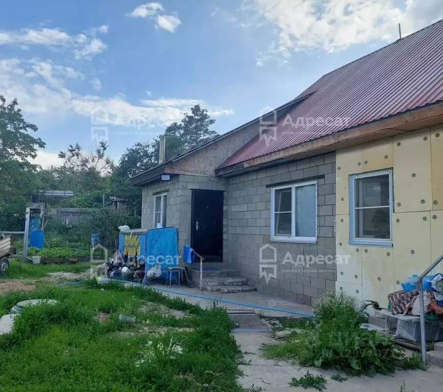 дом в волгоградская область, волгоград ул. джамбула джабаева (89 м) - Фото 0