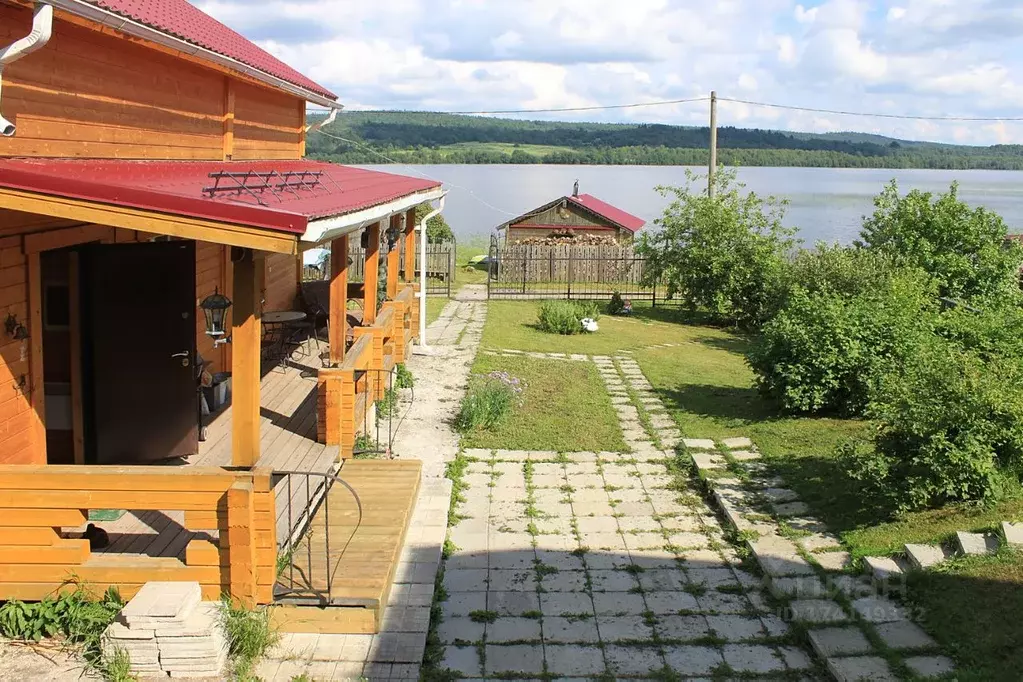 Дом в Карелия, Кондопожский район, Петровское с/пос, д. Готнаволок  ... - Фото 0