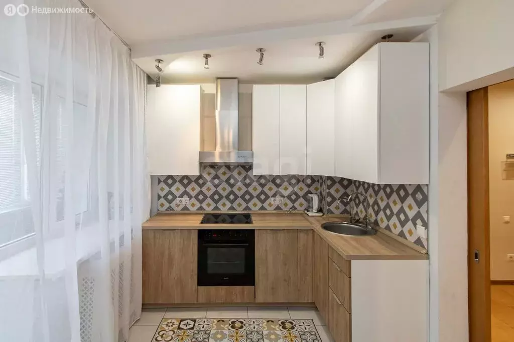 1-комнатная квартира: Тюмень, улица Мельникайте, 71 (46.9 м) - Фото 2