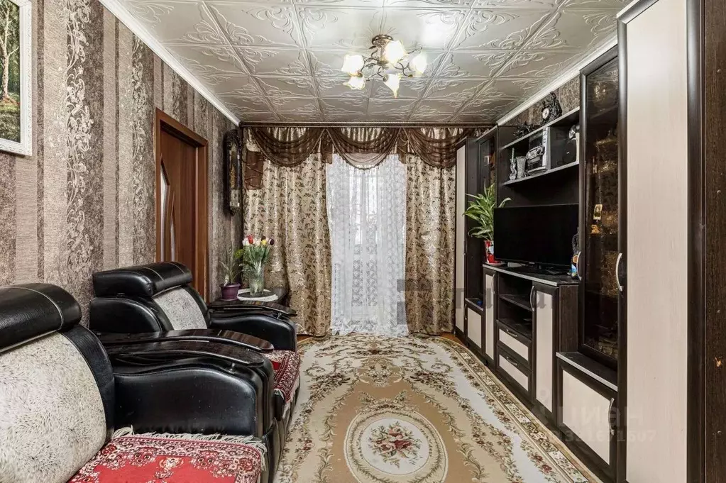 2-к кв. Челябинская область, Челябинск Каслинская ул., 50 (44.6 м) - Фото 0