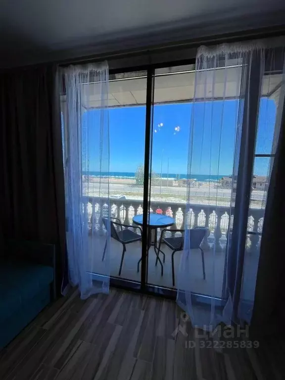 1-к кв. Крым, Феодосия ш. Керченское, 27Р (39.8 м) - Фото 1