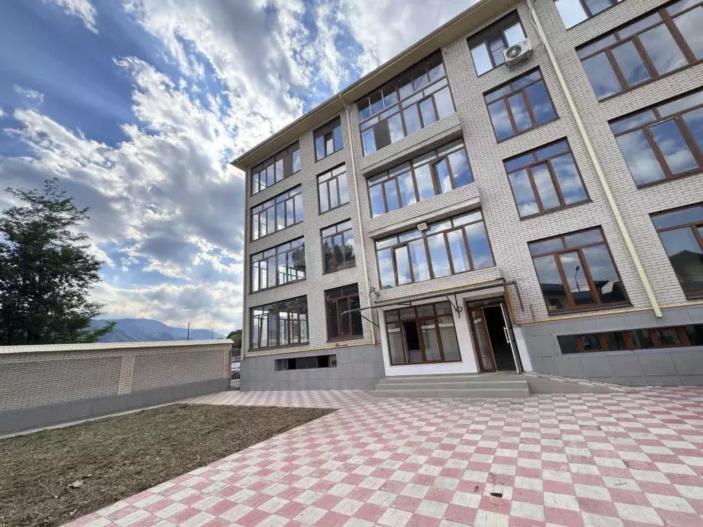 2-к кв. Северная Осетия, Владикавказ ул. Казбека Касаева, 20 (92.0 м) - Фото 2