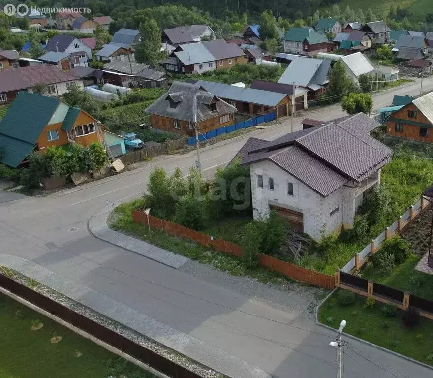 Дом в Горно-Алтайск, улица Каташа (332.3 м) - Фото 1