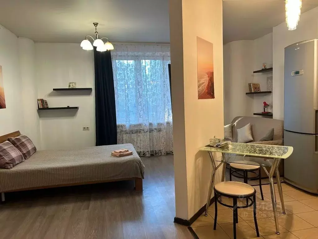 1-к кв. Тюменская область, Тюмень ул. 50 лет ВЛКСМ, 13к2 (30.0 м) - Фото 1