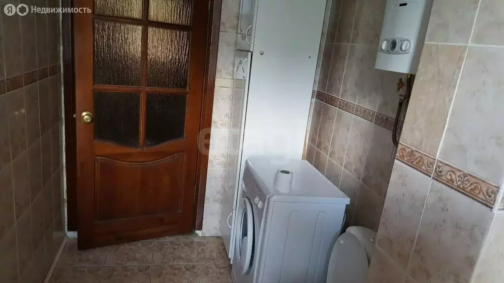 3-комнатная квартира: Ульяновск, улица Ленина, 144 (70 м) - Фото 1