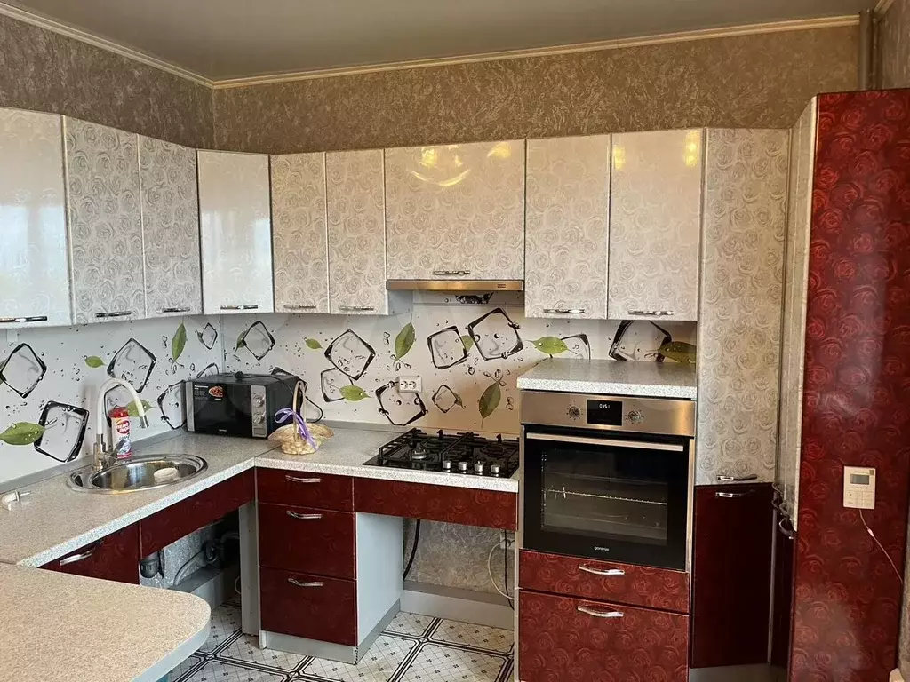2-к. квартира, 69 м, 9/10 эт. - Фото 0