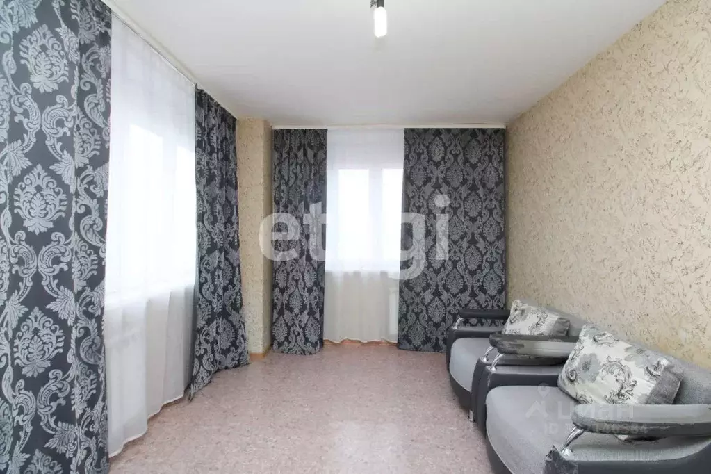 3-к кв. Красноярский край, Красноярск ул. Алексеева, 51 (72.6 м) - Фото 0