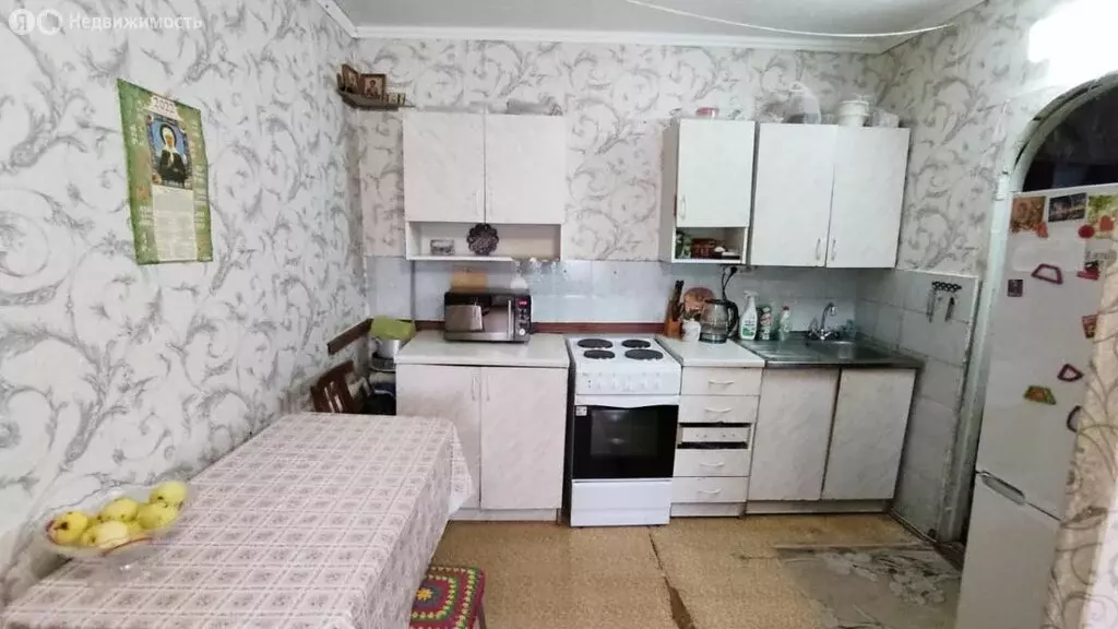 2-комнатная квартира: Зеленодольск, улица Комарова, 2 (36 м) - Фото 1