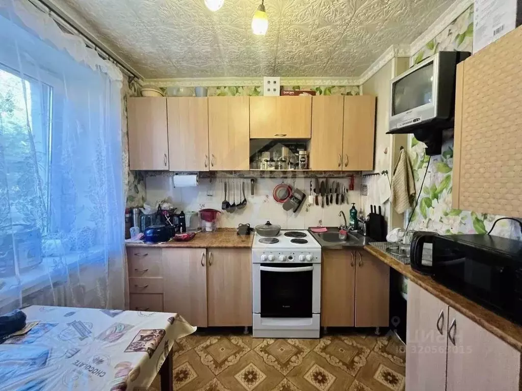 3-к кв. Белгородская область, Старый Оскол Дубрава мкр, 1 кв-л, 8 ... - Фото 2