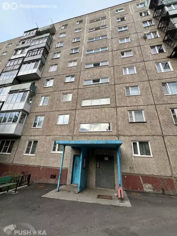 3-комнатная квартира: Мурманск, улица Халтурина, 3 (60 м) - Фото 0