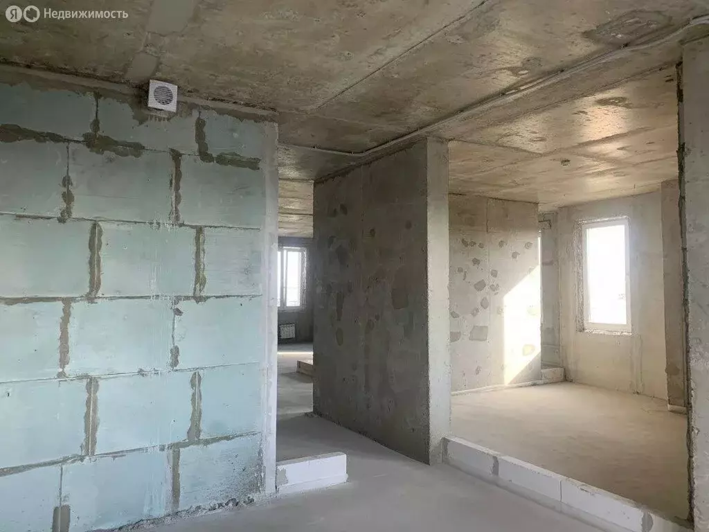 3-комнатная квартира: Москва, улица Малыгина, 12А (82 м) - Фото 0