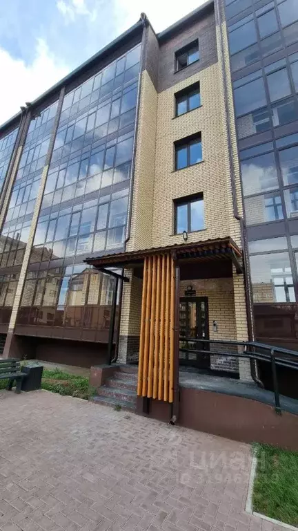 1-к кв. Хакасия, Абакан ул. Авиаторов, 5 (40.0 м) - Фото 0