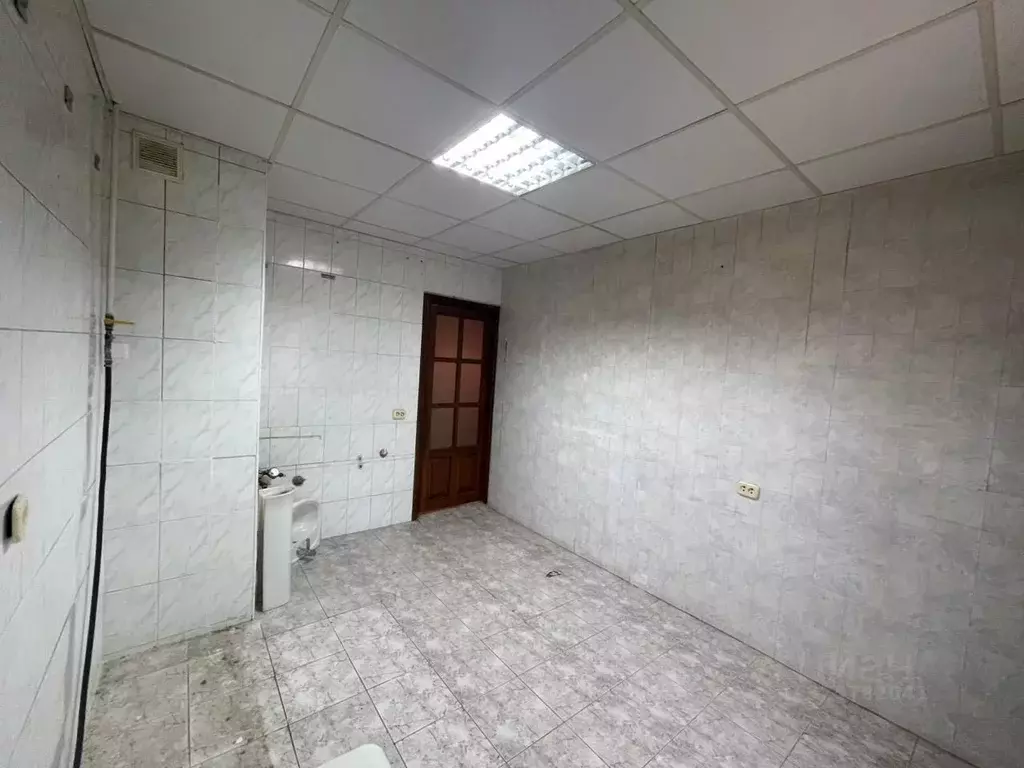 3-к кв. Омская область, Омск ул. Дмитриева, 11/3 (65.3 м) - Фото 2