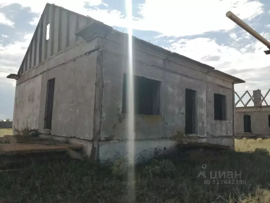 Помещение свободного назначения в Волгоградская область, Николаевский ... - Фото 0