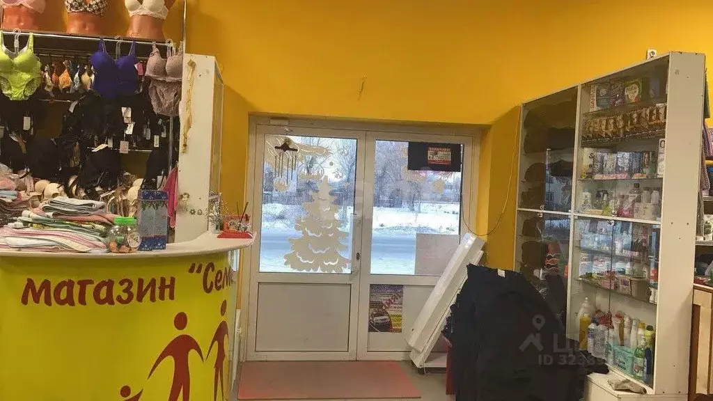 Торговая площадь в Оренбургская область, Светлинский поссовет, пос. ... - Фото 1