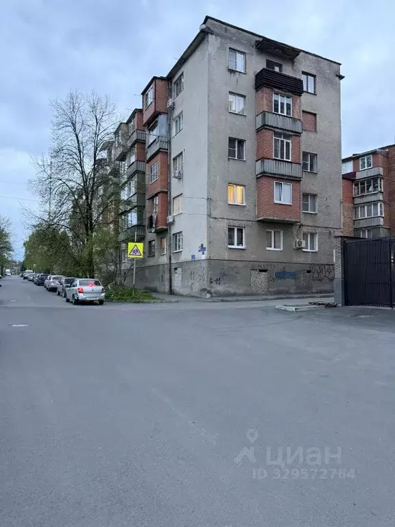 2-к кв. Северная Осетия, Владикавказ ул. Алибека Кантемирова, 6к1 ... - Фото 1