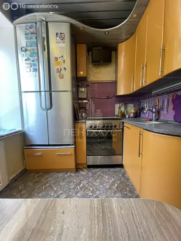 3-комнатная квартира: Лакинск, улица Горького, 10 (52.4 м) - Фото 1