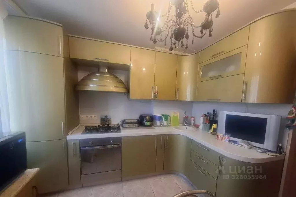 2-к кв. Московская область, Красногорск Светлая ул., 5 (45.0 м) - Фото 1