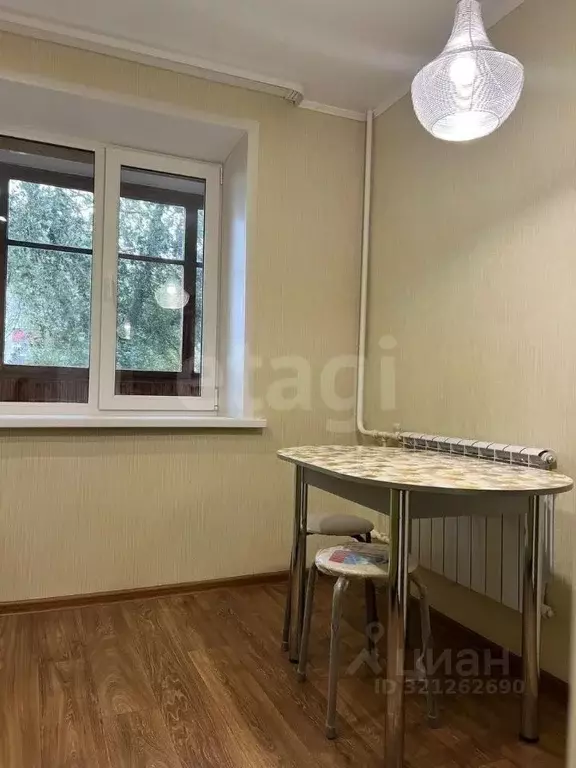 2-к кв. Курская область, Курск ул. 4-я Энергетиков, 11 (41.0 м) - Фото 0