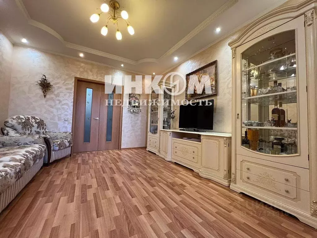 Квартира, 3 комнаты, 81 м - Фото 1