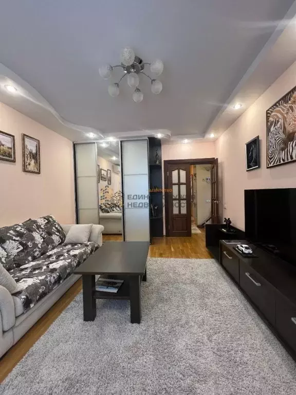 2-к кв. Башкортостан, Уфа ул. Мустая Карима (70.0 м) - Фото 1