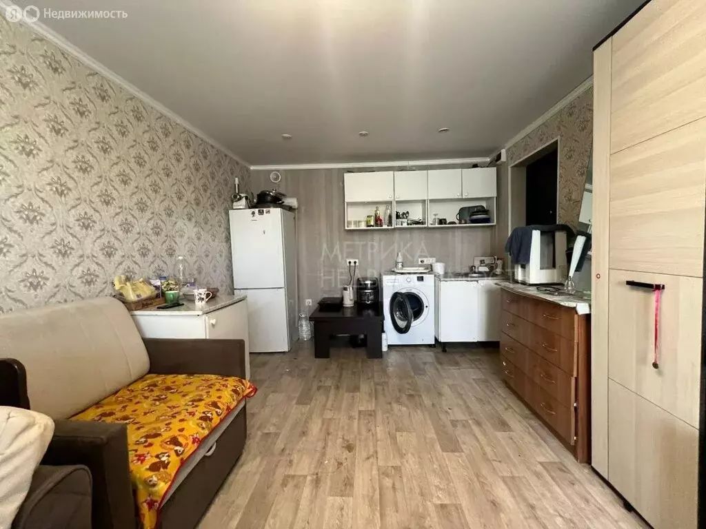 Квартира-студия: Тюмень, улица Республики, 212 (17.5 м) - Фото 2