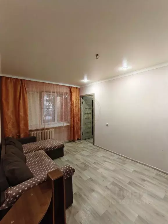 2-к кв. Карачаево-Черкесия, Черкесск ул. Крупской, 75 (40.0 м) - Фото 2
