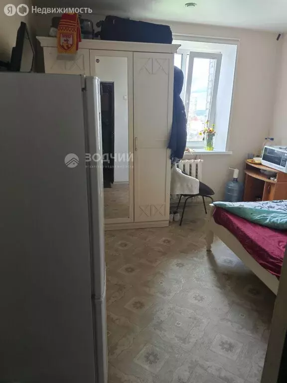 1к в 4-комнатной квартире (11.7 м) - Фото 1