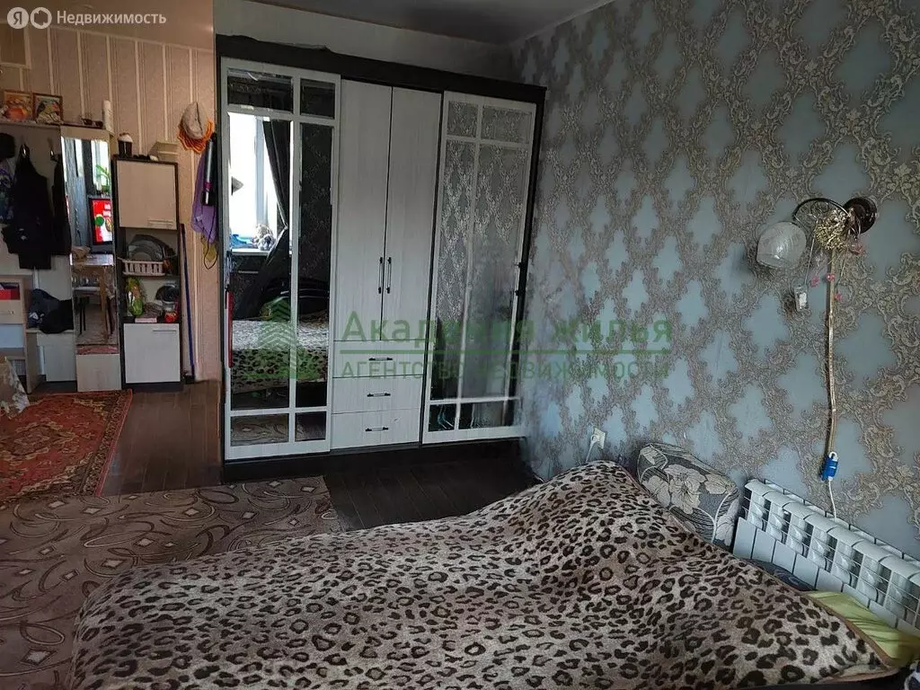 1к в 8-комнатной квартире (17.8 м) - Фото 1