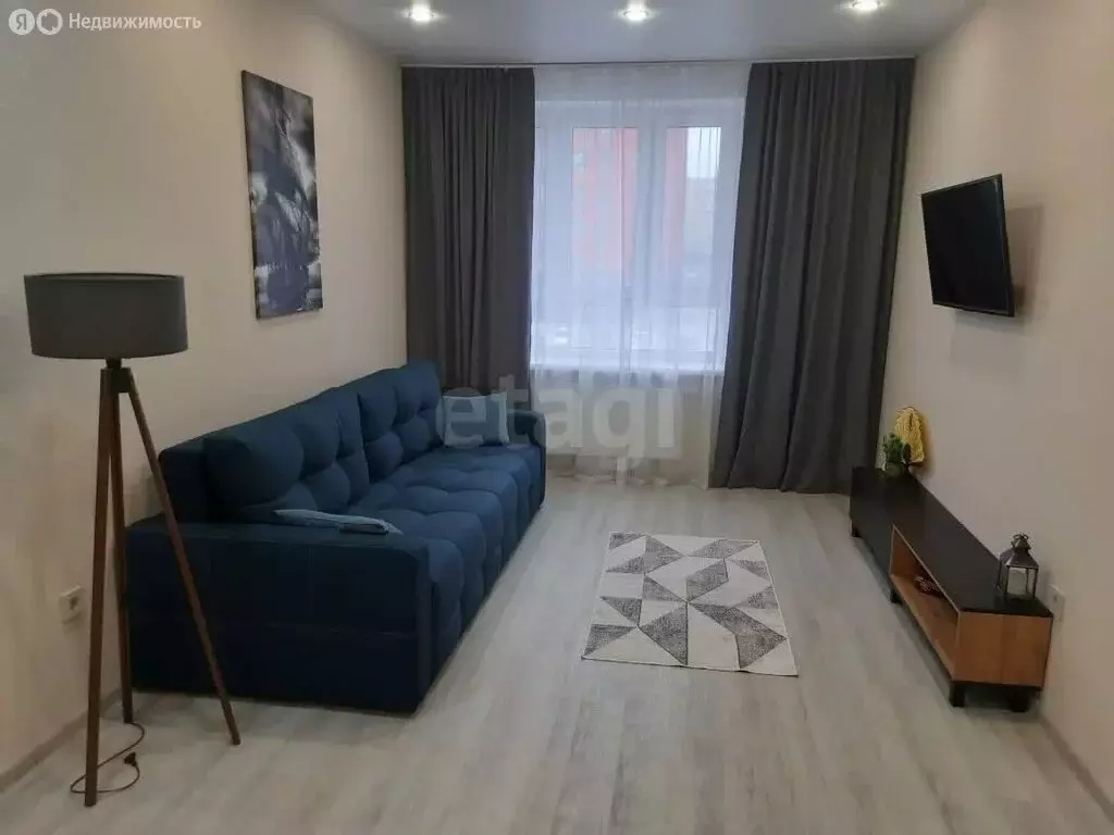 1-комнатная квартира: Тюмень, улица Республики, 204к4 (58.4 м) - Фото 1