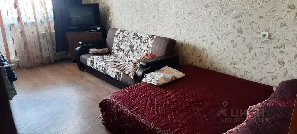 1-к кв. Хакасия, Абакан Хакасская ул., 167 (40.0 м) - Фото 1