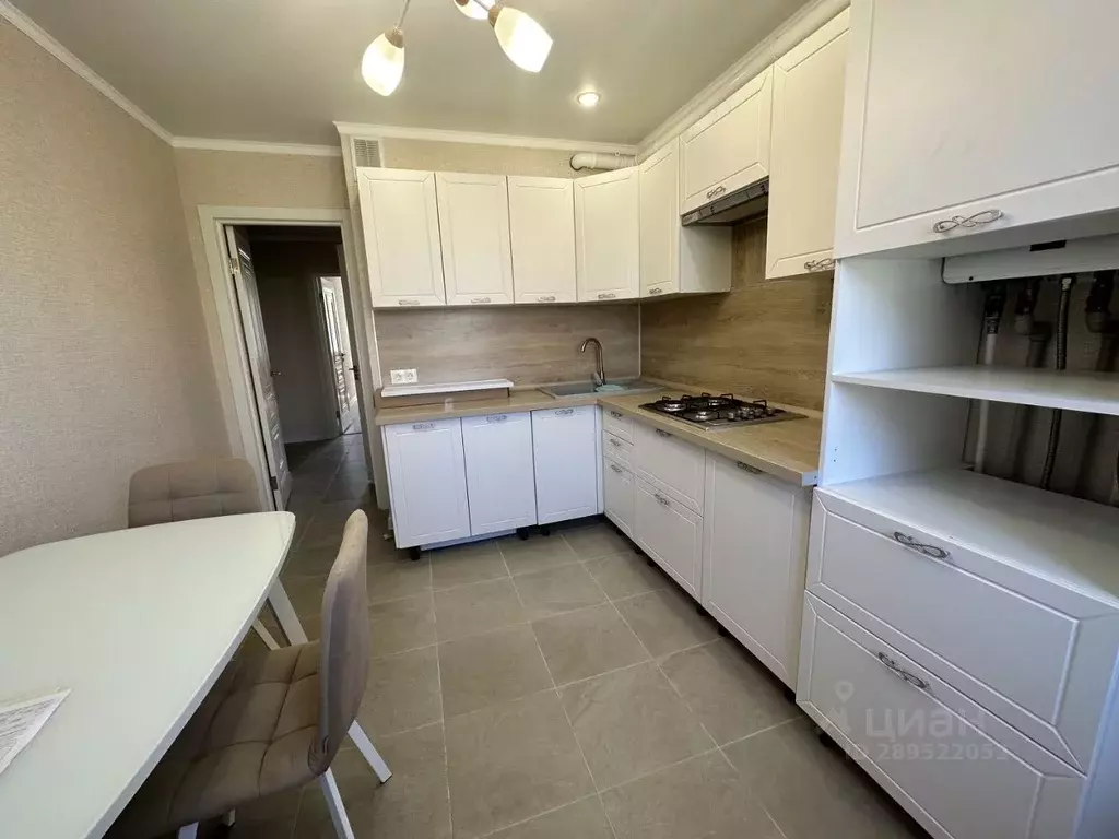 2-к кв. Адыгея, Тахтамукайский район, Яблоновский пгт Солнечная ул., ... - Фото 1