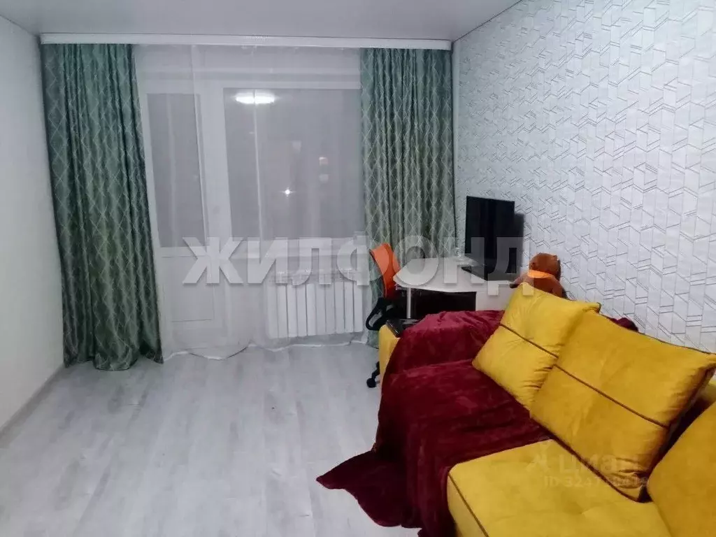 2-к кв. Хакасия, Абакан Аскизская ул., 156 (44.0 м) - Фото 1