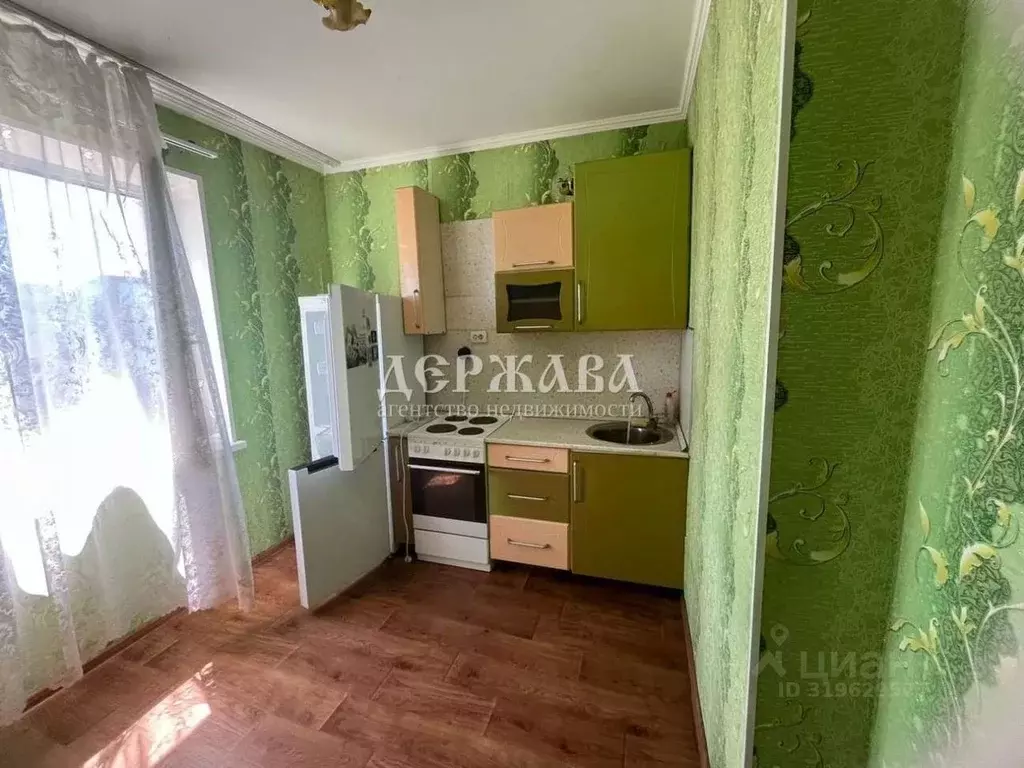 1-к кв. Белгородская область, Старый Оскол Макаренко мкр, 38 (39.0 м) - Фото 0