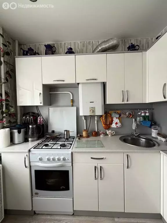 1-комнатная квартира: Валдай, улица Труда, 15 (31.2 м) - Фото 1