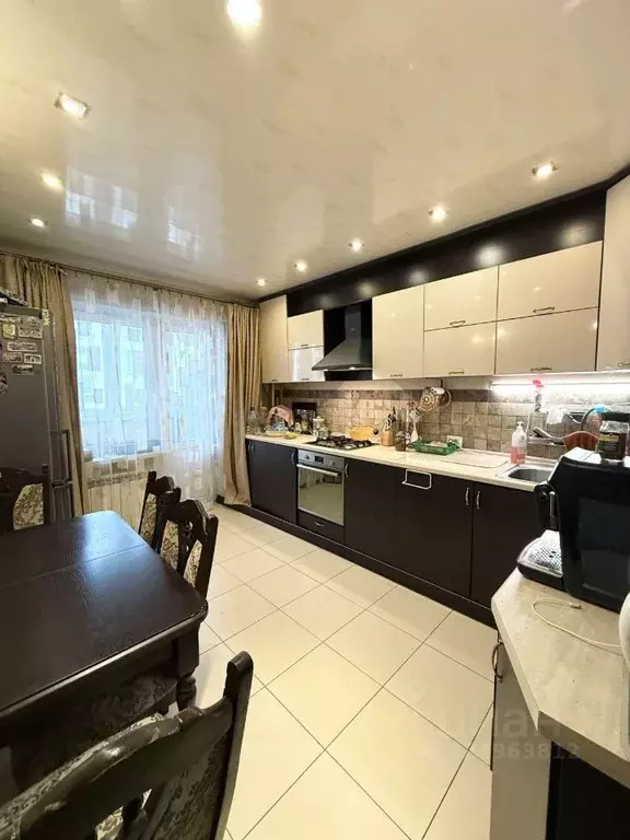 3-к кв. Брянская область, Брянск ул. Брянского Фронта, 28 (88.9 м) - Фото 1