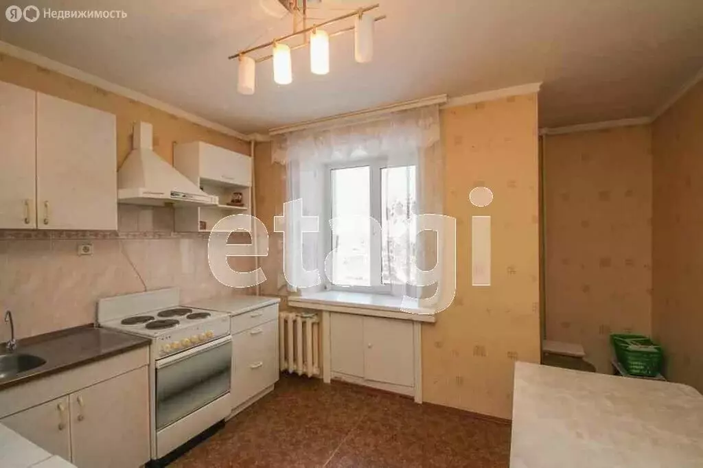 3-комнатная квартира: Тюмень, улица Самарцева, 29 (76.6 м) - Фото 1