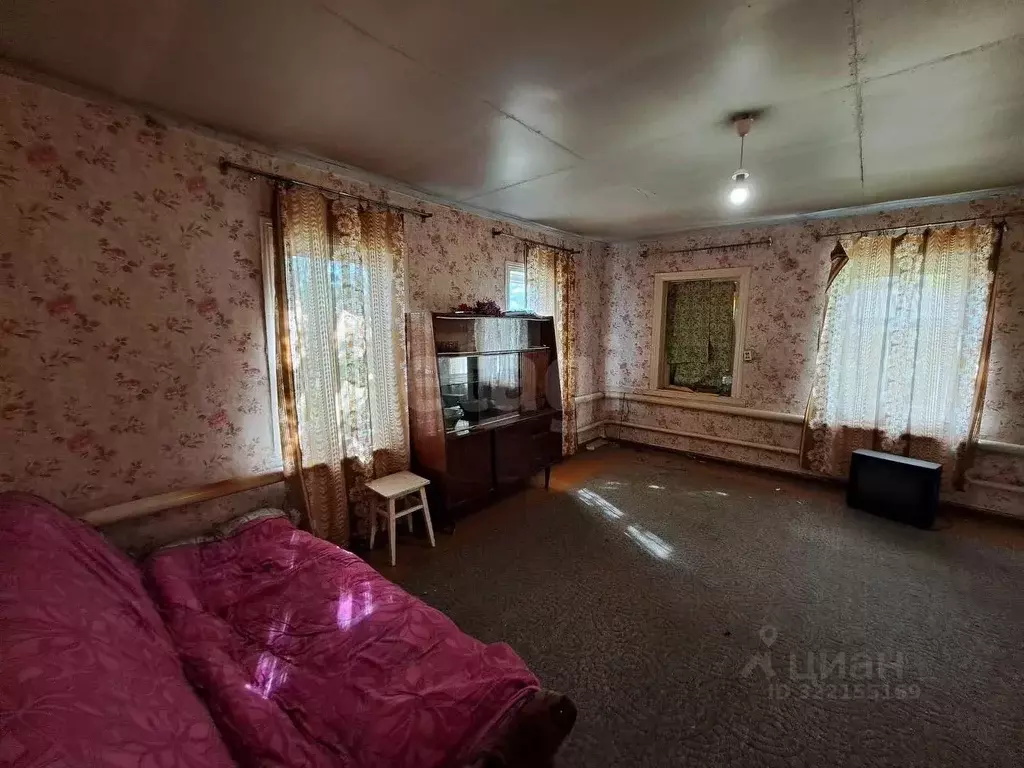 Дом в Саратовская область, Балашовский район, Родничковское ... - Фото 1